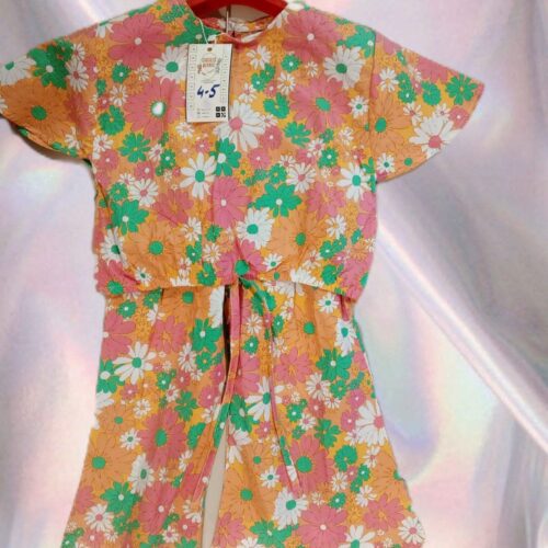 Flapper with Short Shirt